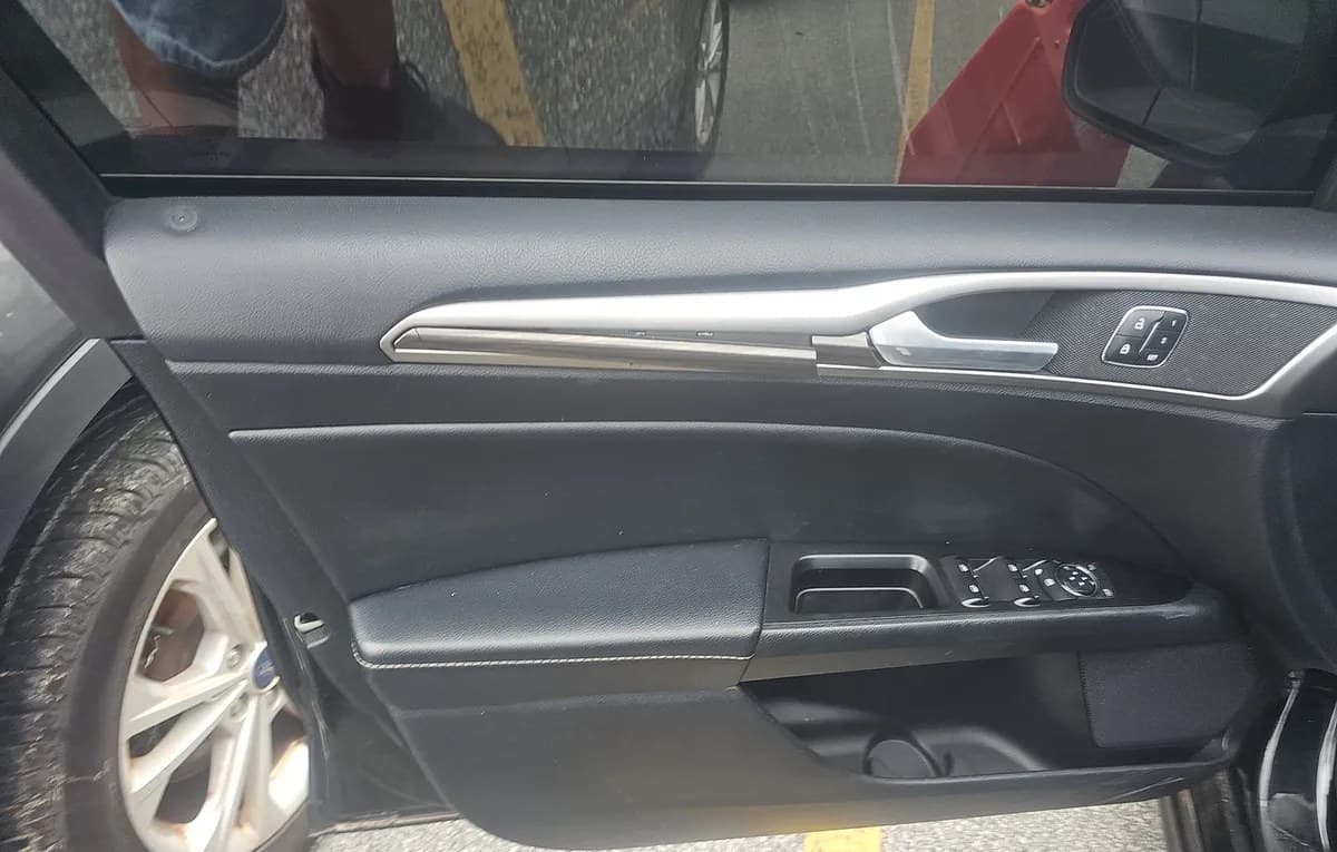 2019 FORD FUSION SEL 5