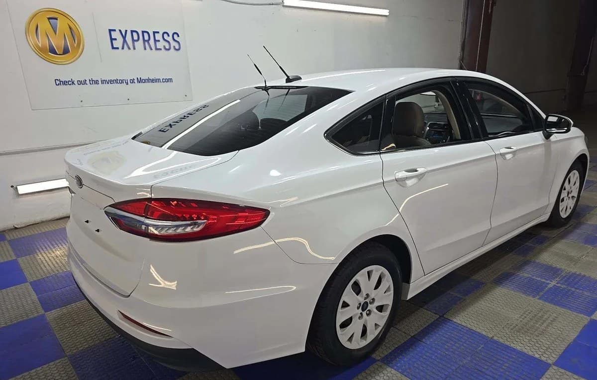 2019 FORD FUSION S 3