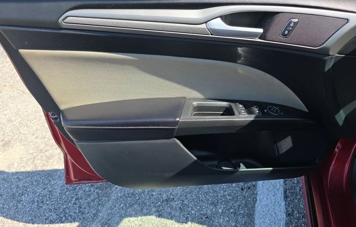 2019 FORD FUSION S 6
