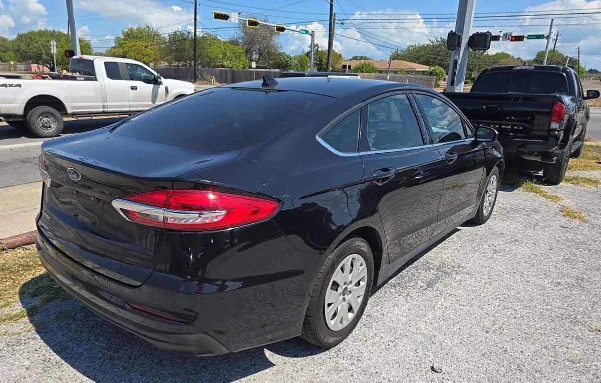 2020 FORD FUSION S 4