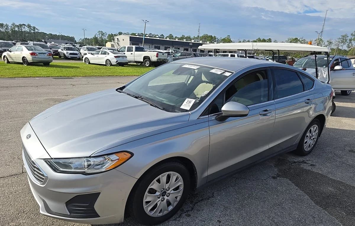 2020 FORD FUSION S 2