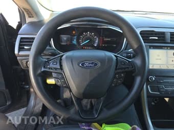 2017 FORD FUSION SE 11