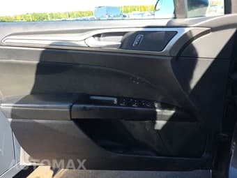 2017 FORD FUSION SE 10