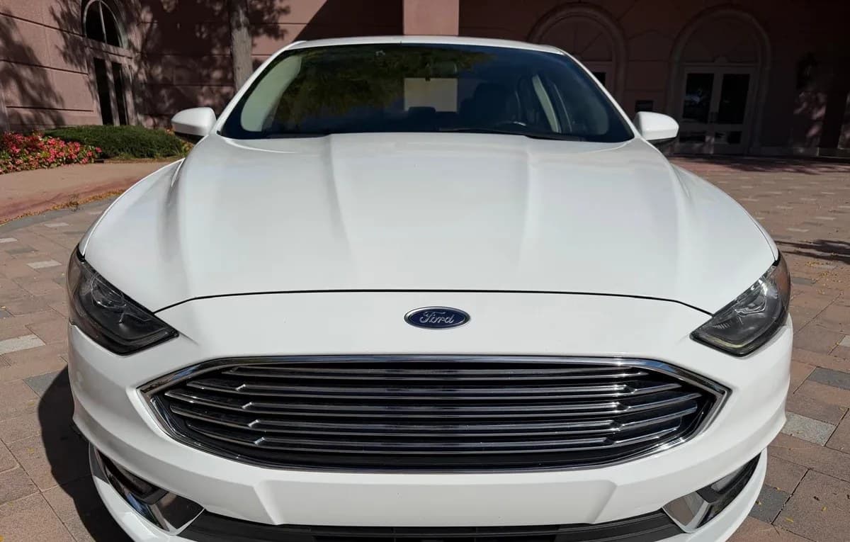 2017 FORD FUSION SE 4