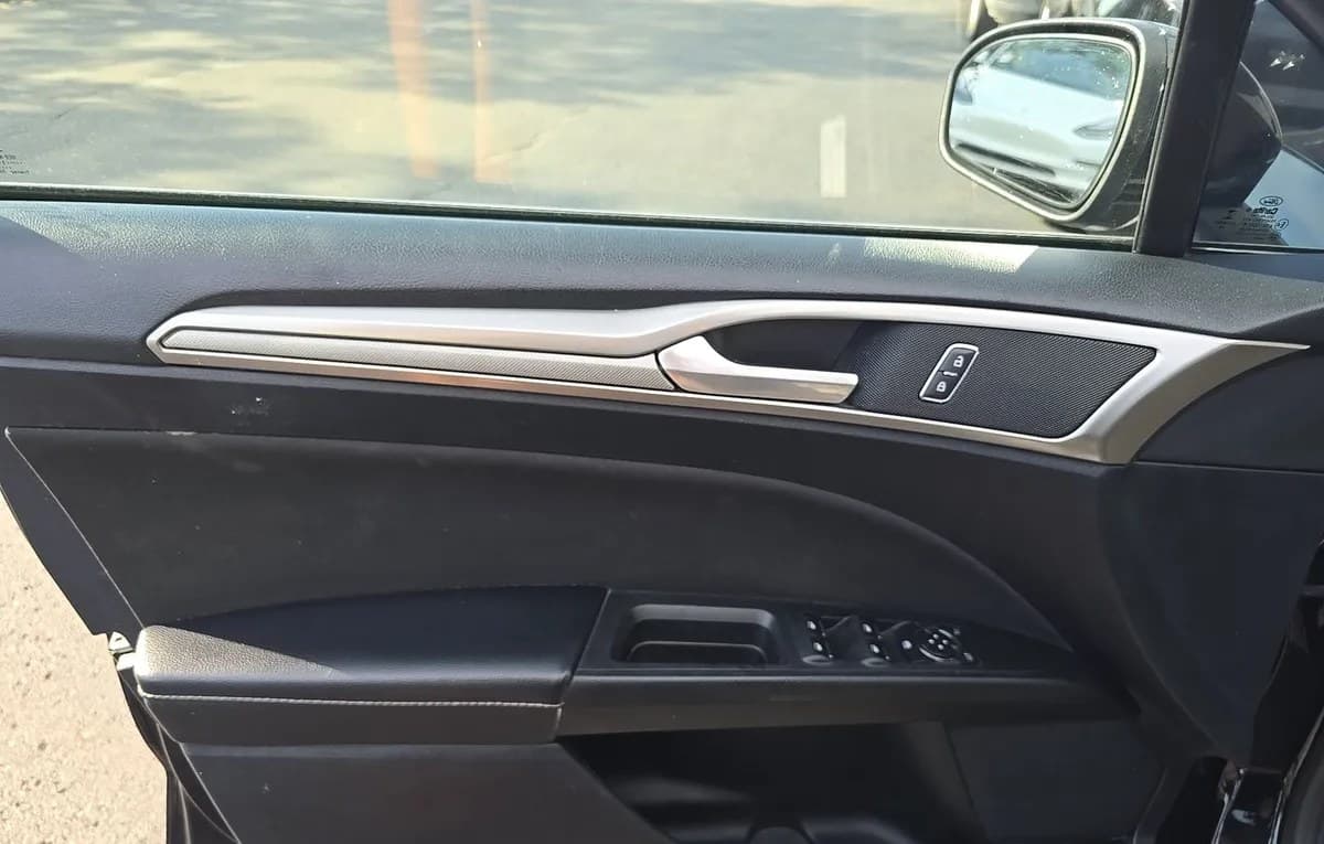 2019 FORD FUSION SE 6