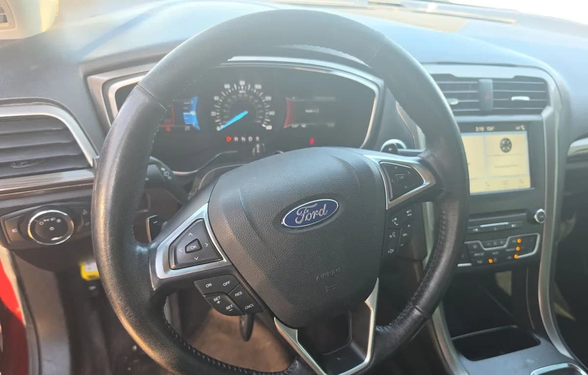 2017 FORD FUSION SE 7