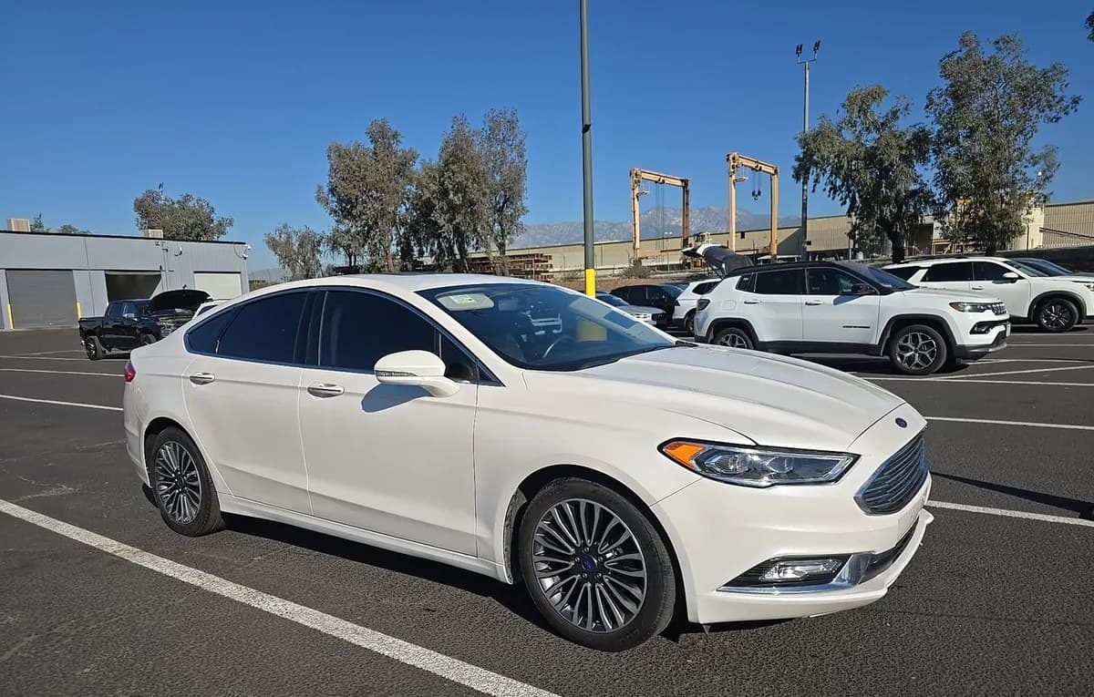 2017 FORD FUSION SE 3