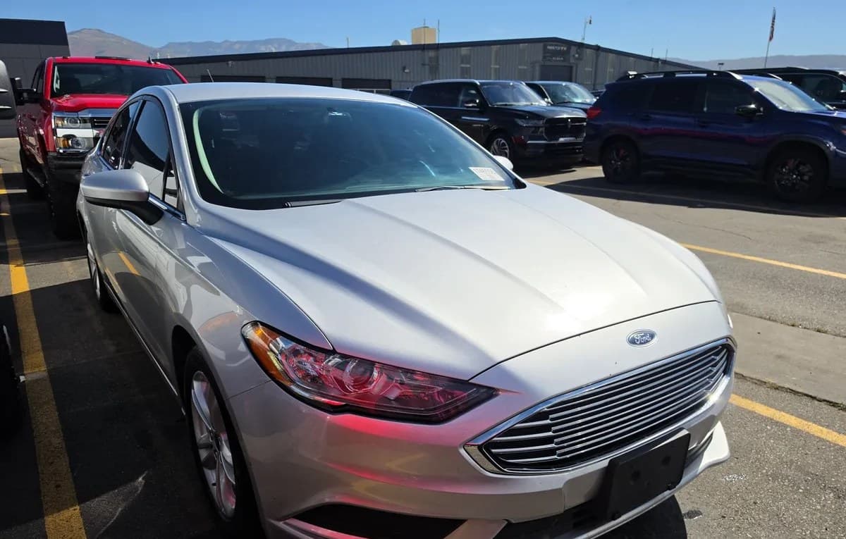 2018 FORD FUSION SE 4