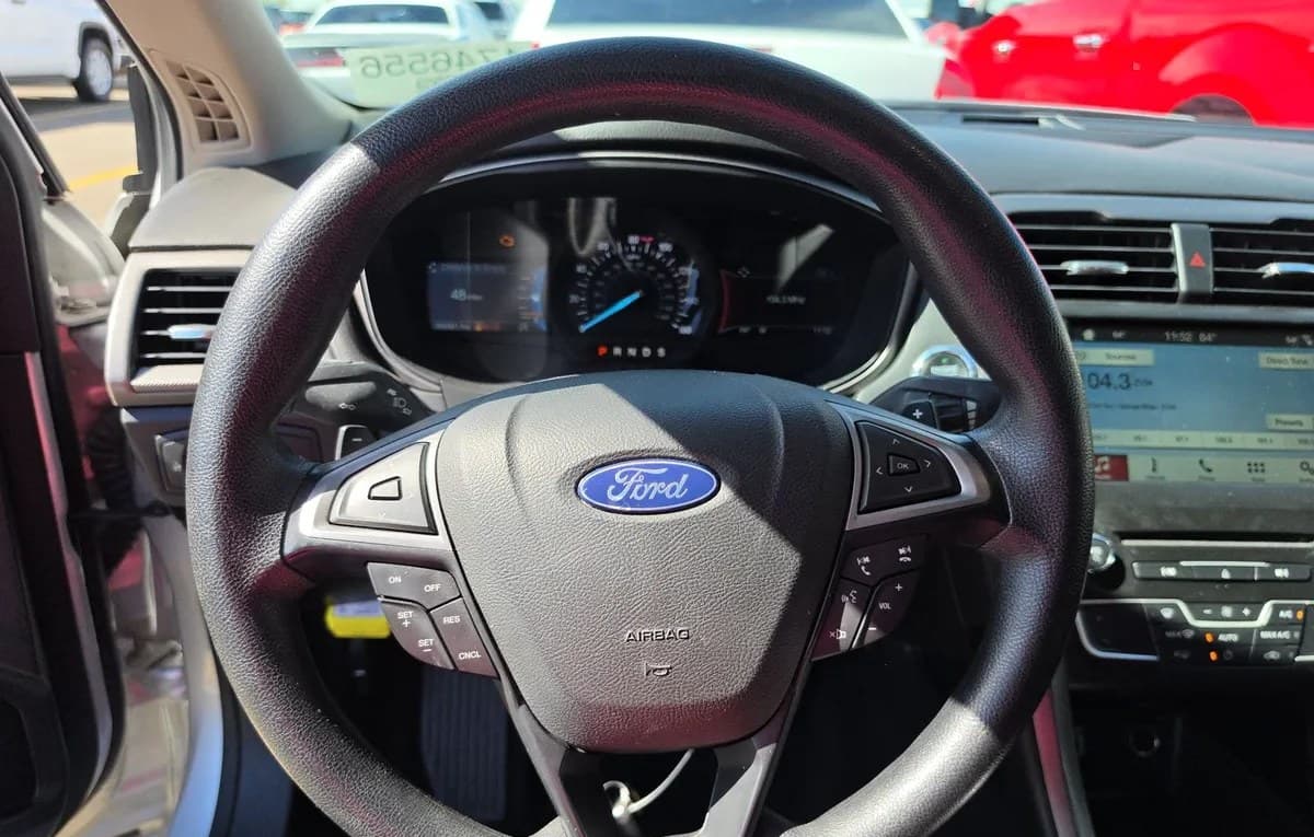 2018 FORD FUSION SE 7
