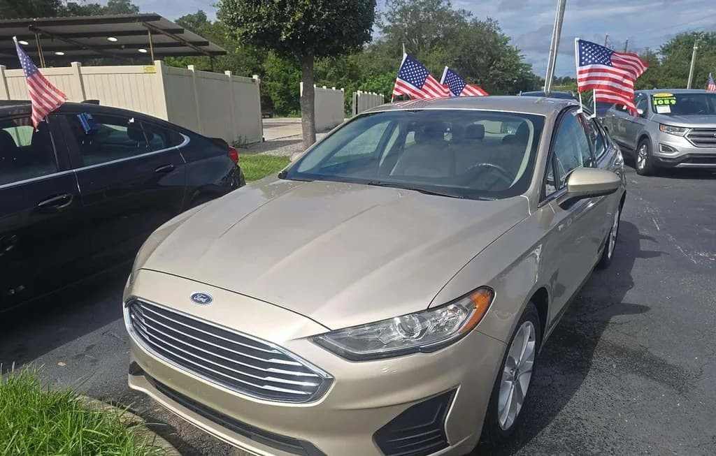 2019 FORD FUSION SE 1