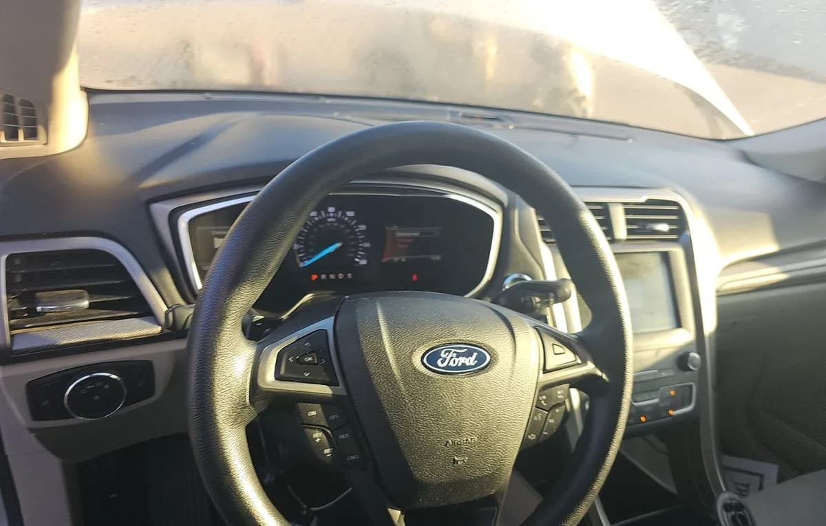 2019 FORD FUSION SE 6