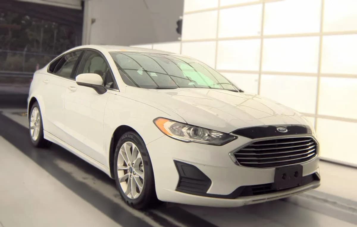 2019 FORD FUSION SE 4