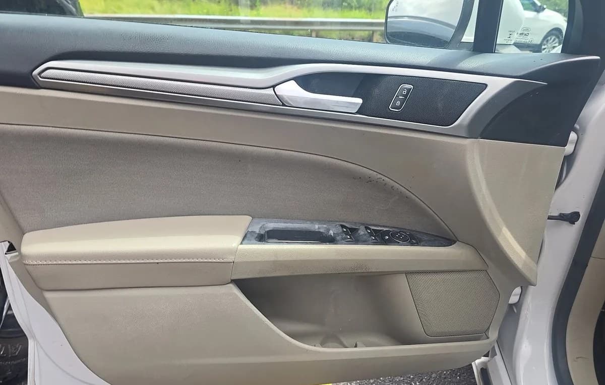 2019 FORD FUSION SE 6