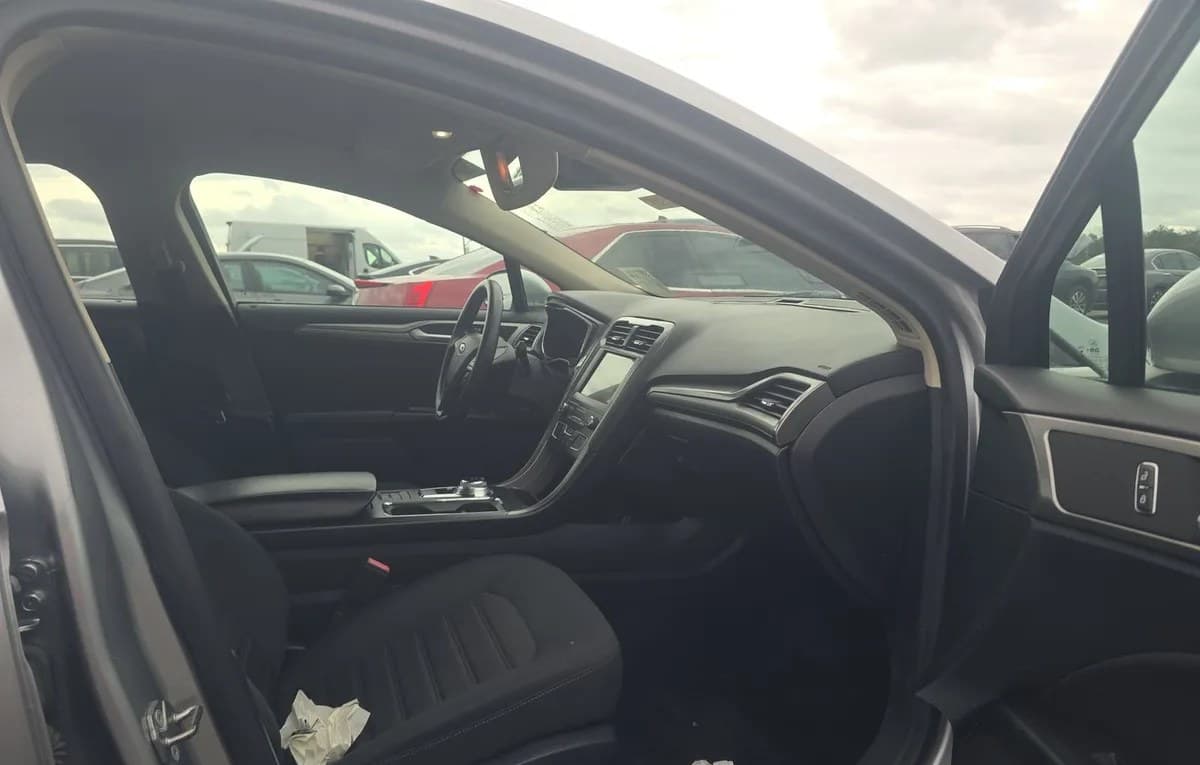 2020 FORD FUSION SE 5