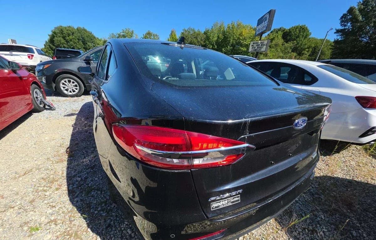 2020 FORD FUSION SE 3