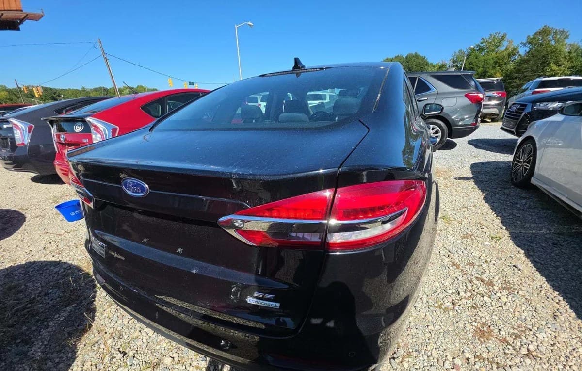 2020 FORD FUSION SE 4