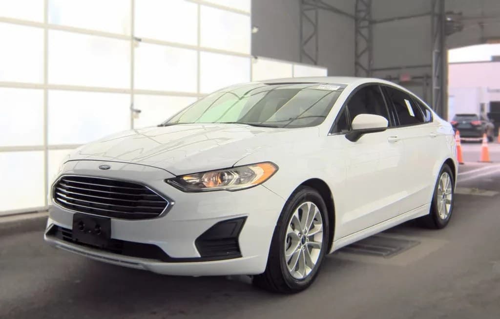 2019 FORD FUSION SE 1