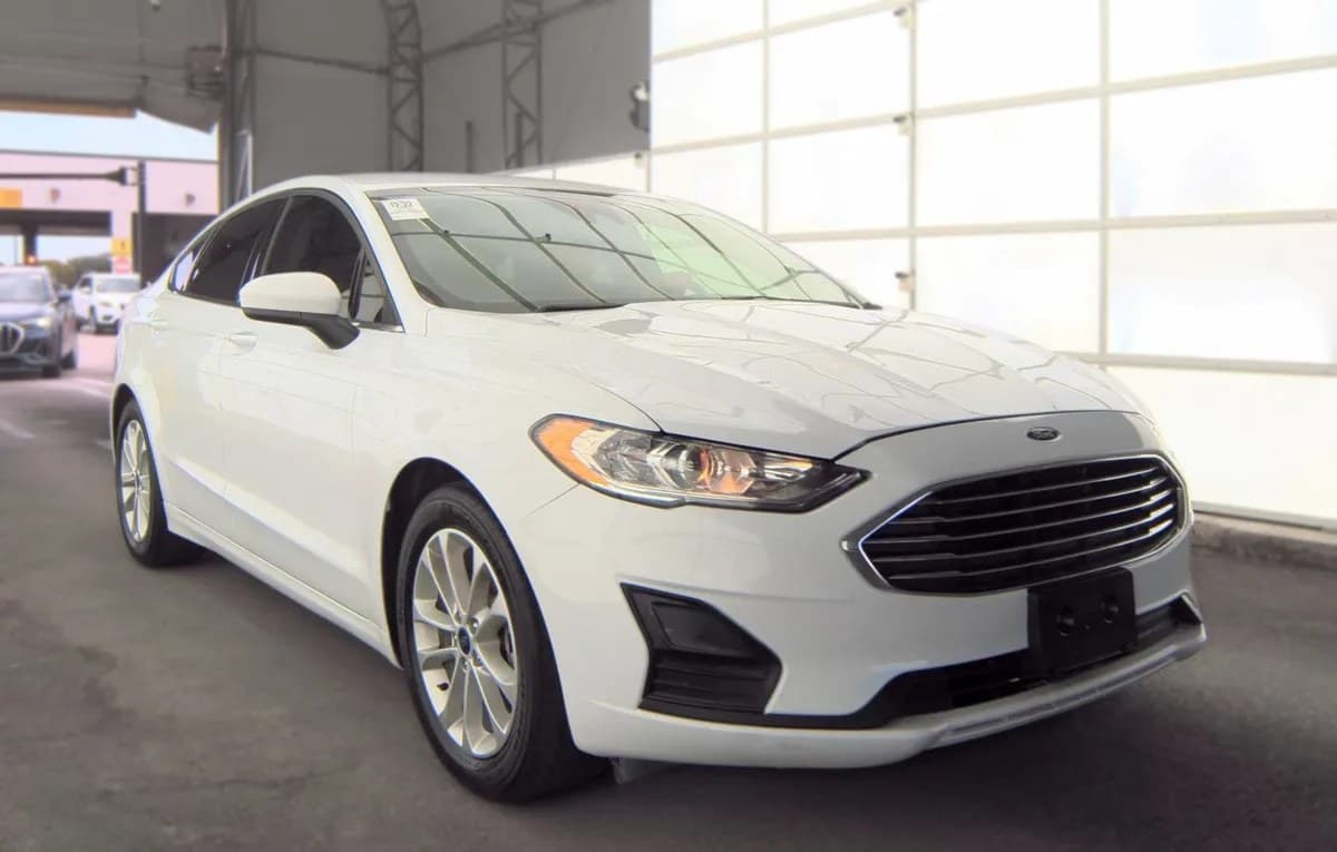 2019 FORD FUSION SE 4