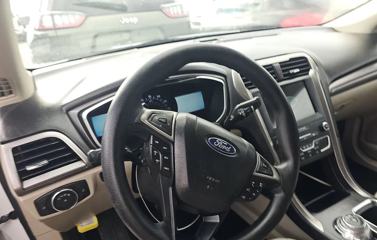 2019 FORD FUSION SE 7