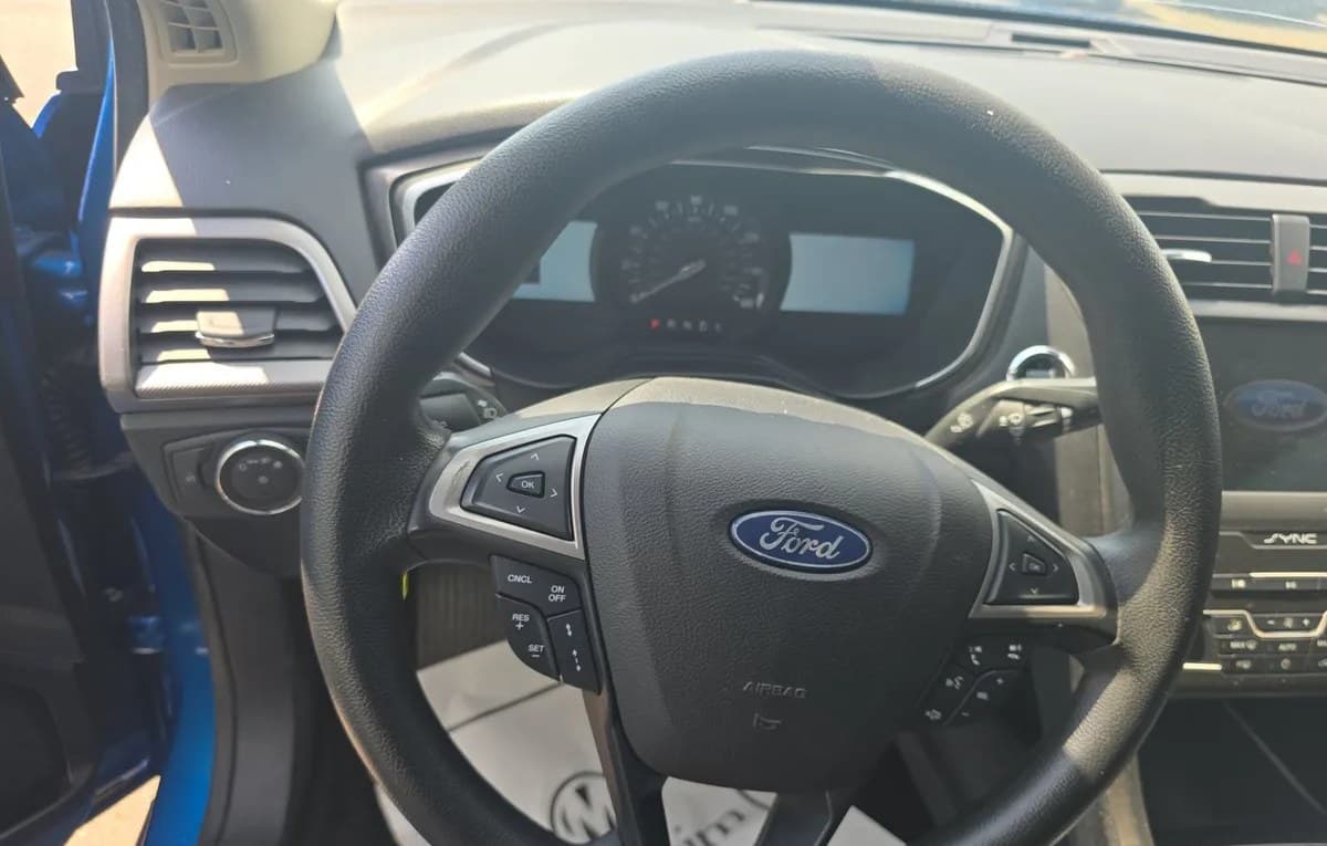2020 FORD FUSION SE 6