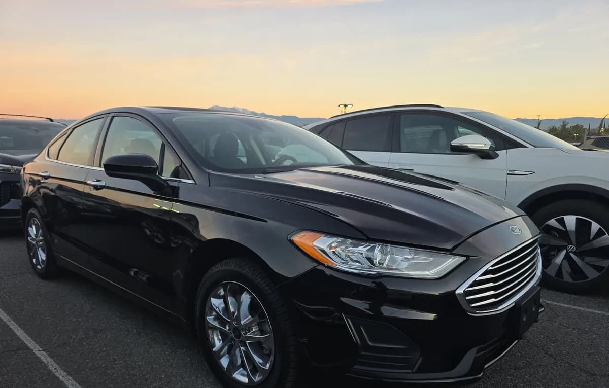 2020 FORD FUSION SE 4
