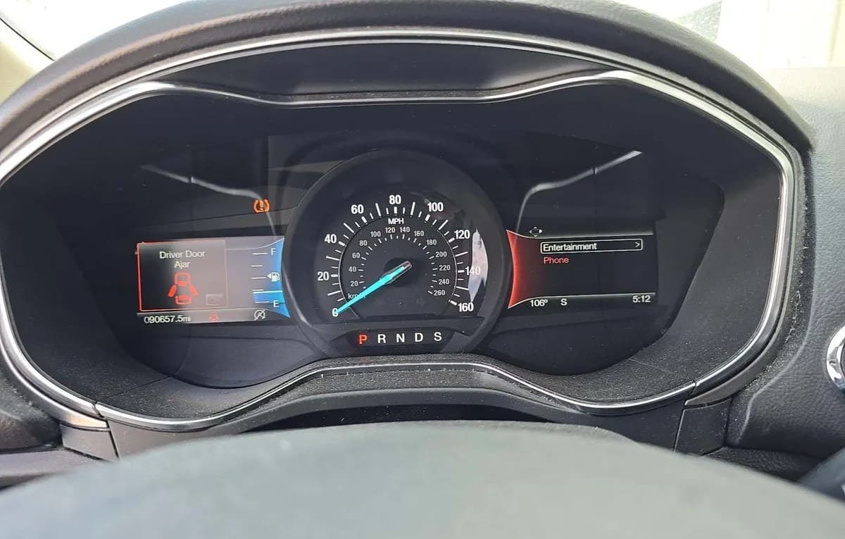 2018 FORD FUSION SE 6