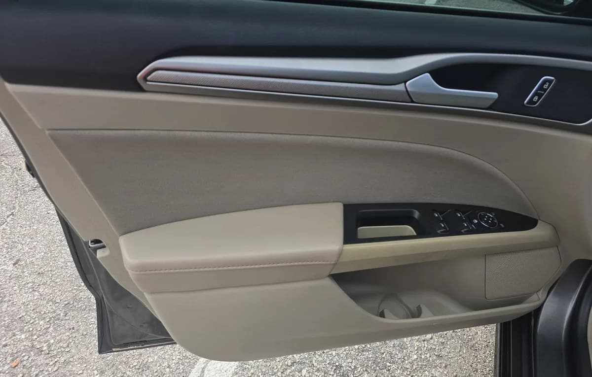 2018 FORD FUSION SE 5