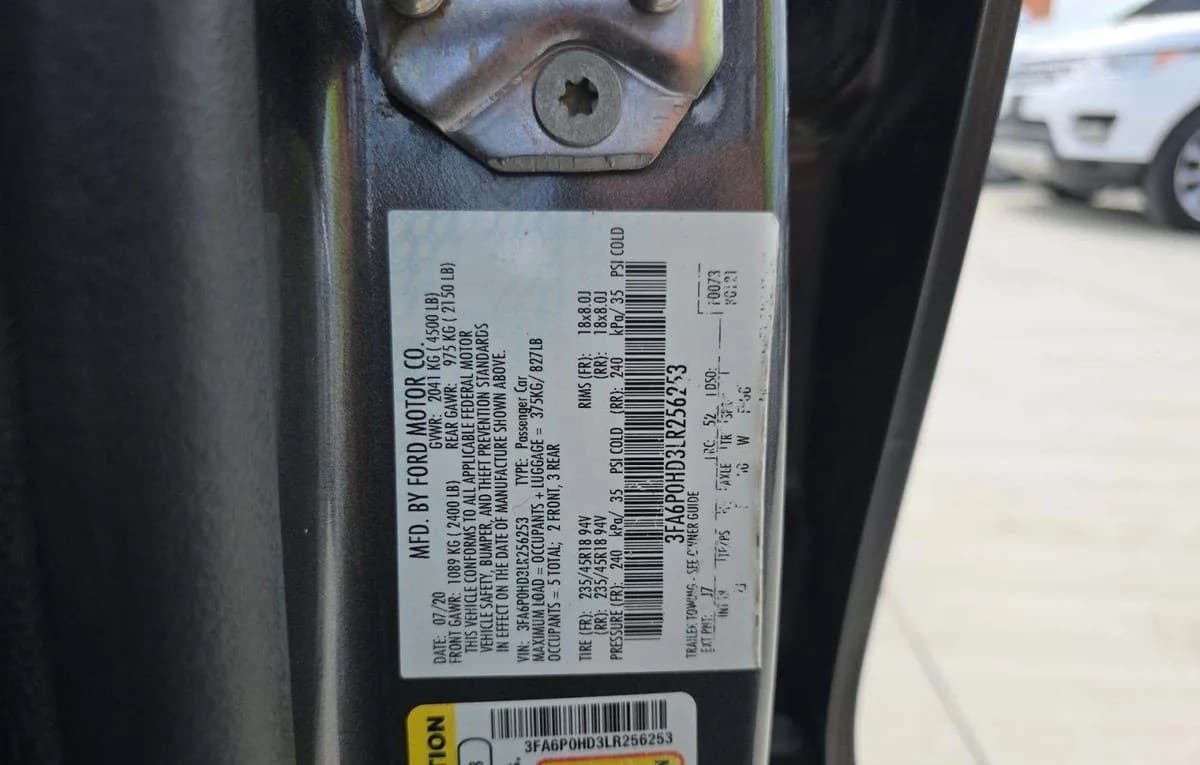 2020 FORD FUSION SE 3