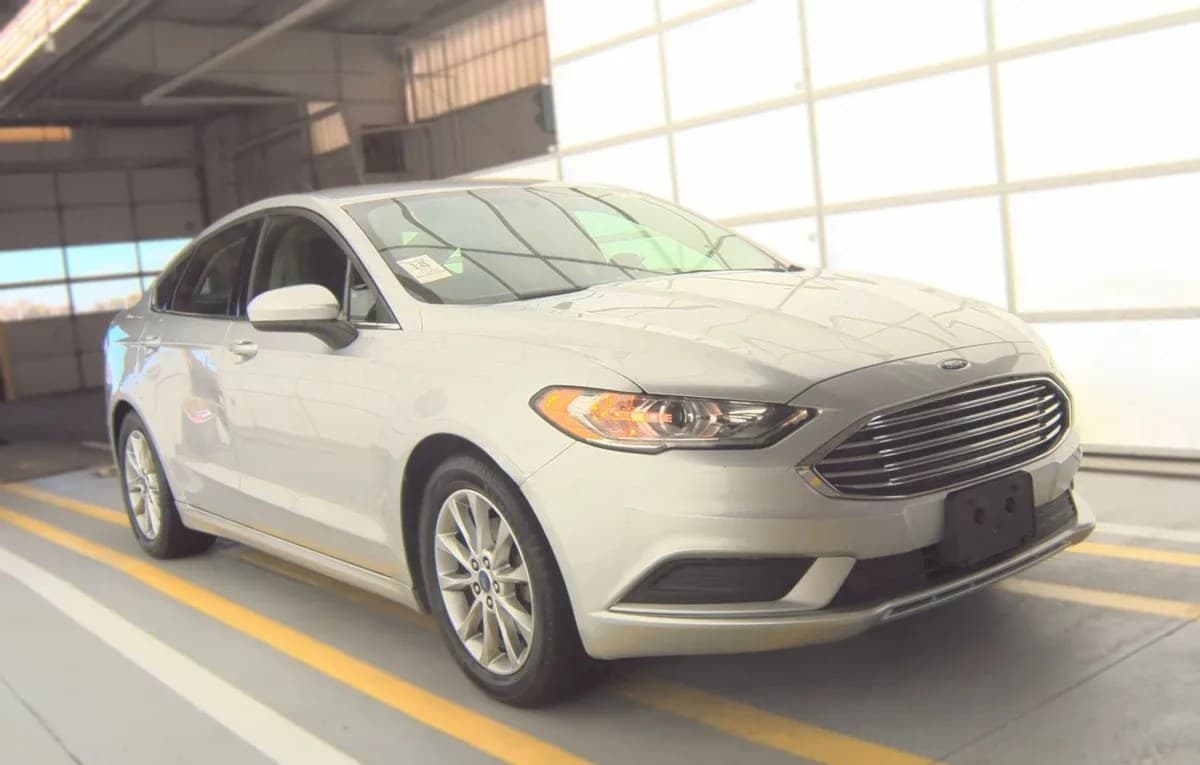 2017 FORD FUSION SE 3