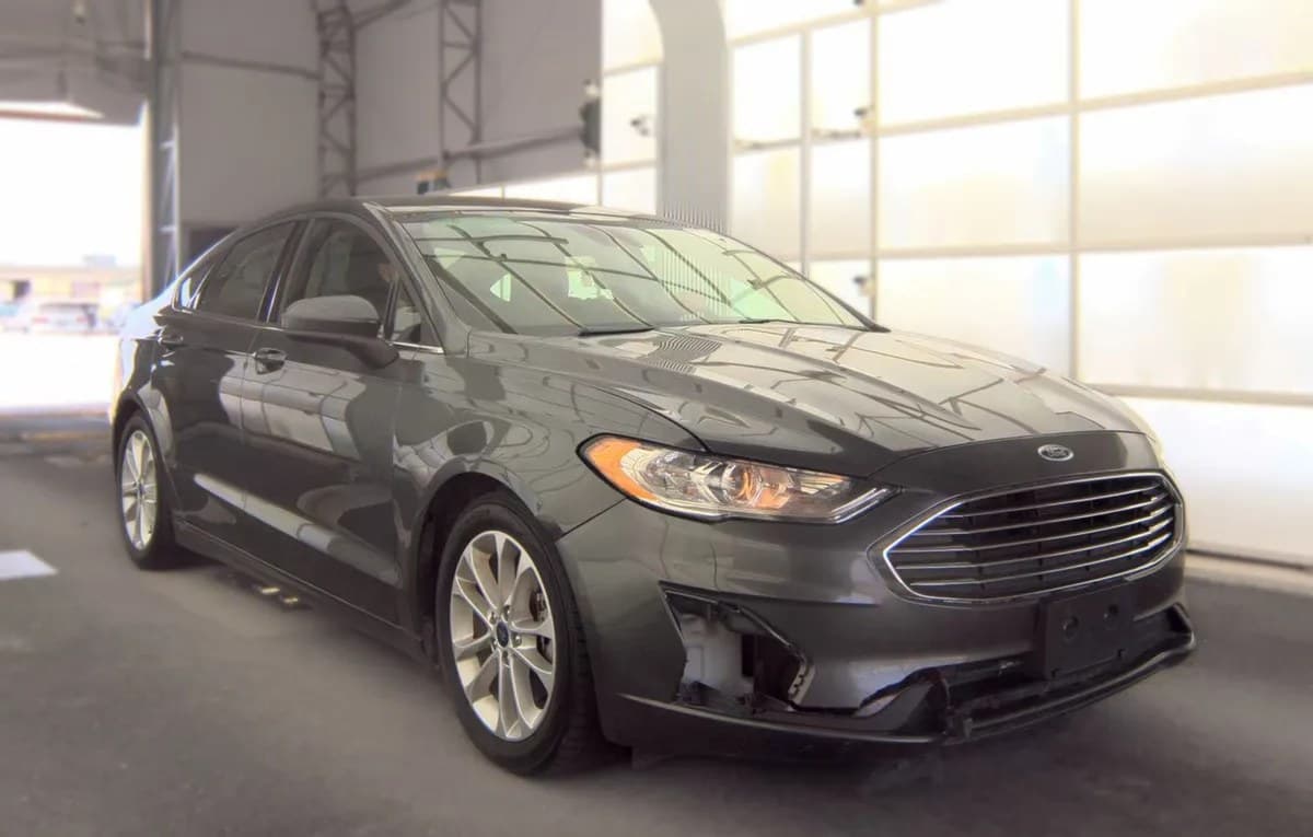 2019 FORD FUSION SE 4