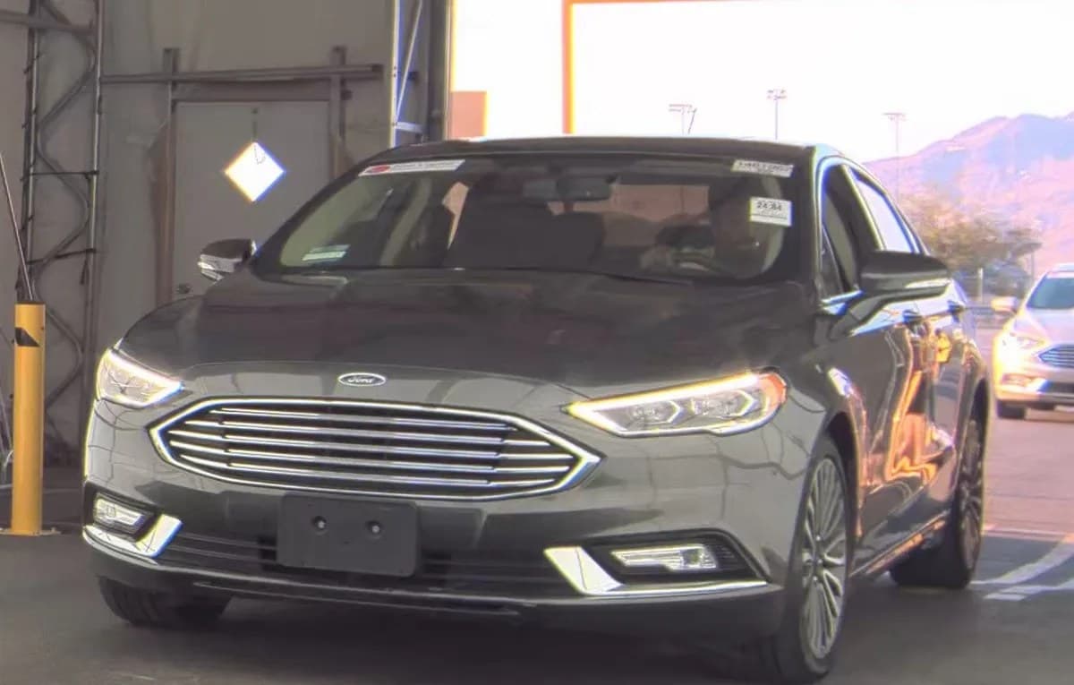 2017 FORD FUSION SE 2