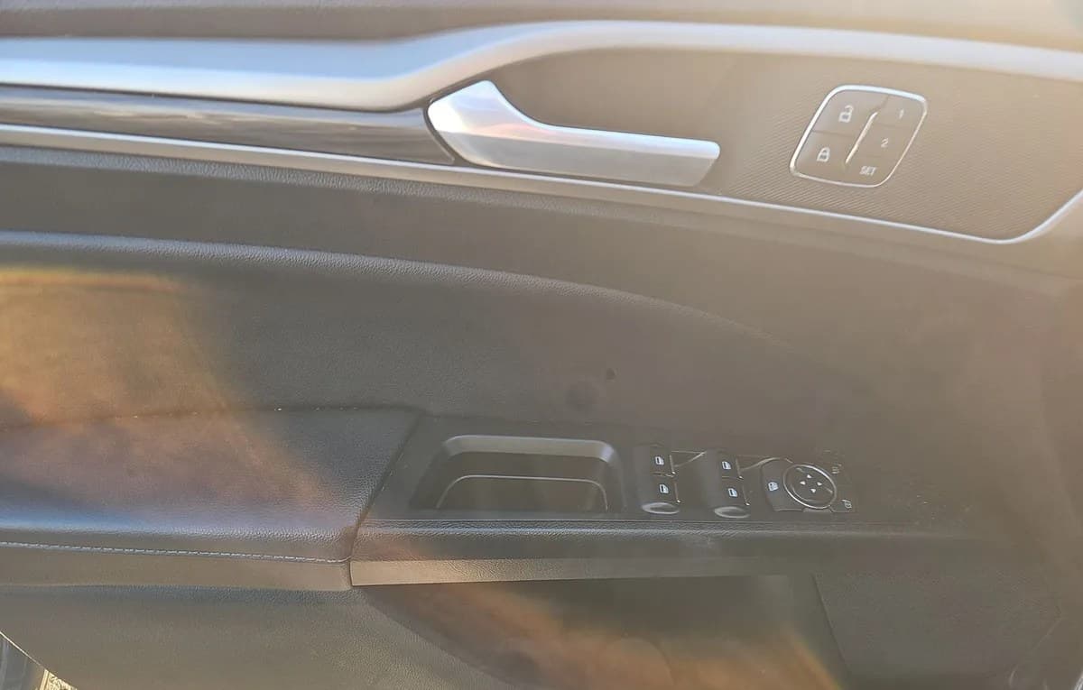 2017 FORD FUSION SE 5