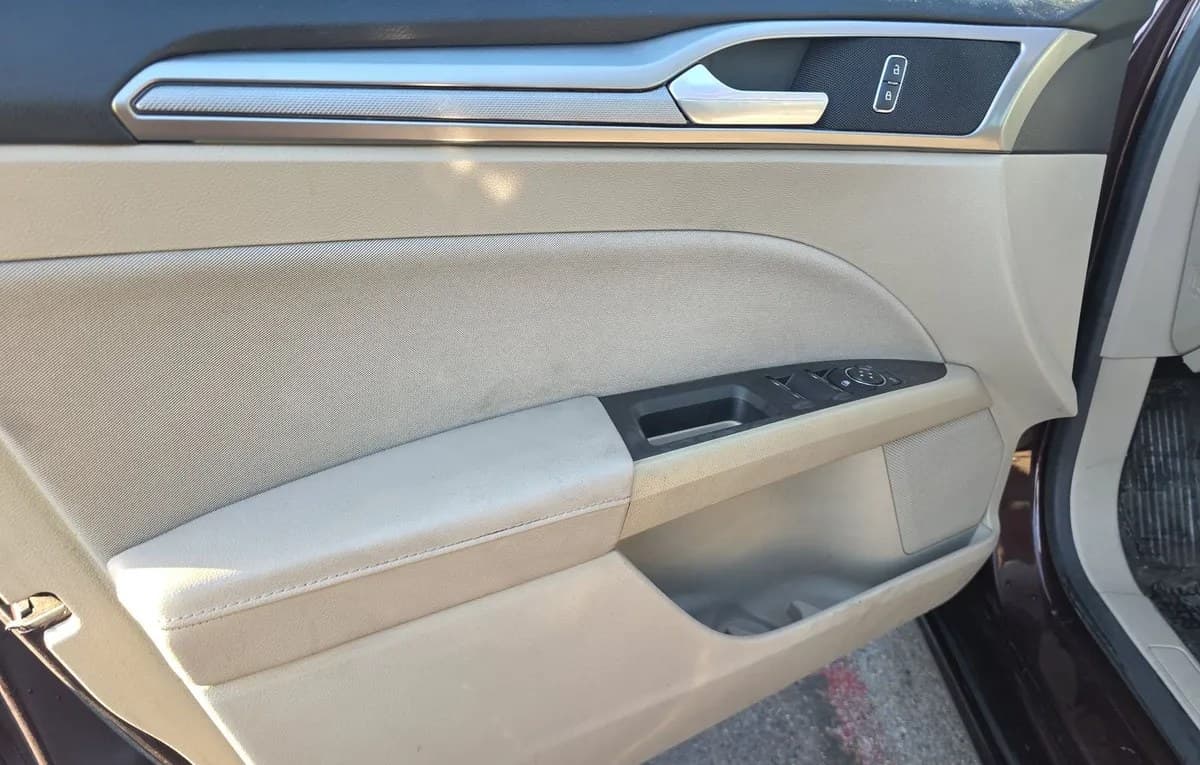 2019 FORD FUSION SE 5