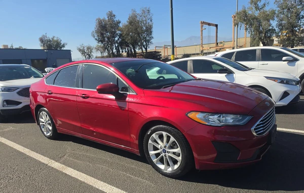 2019 FORD FUSION SE 4