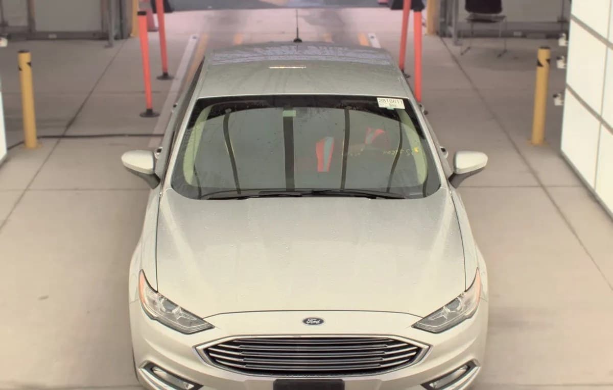 2017 FORD FUSION SE 3