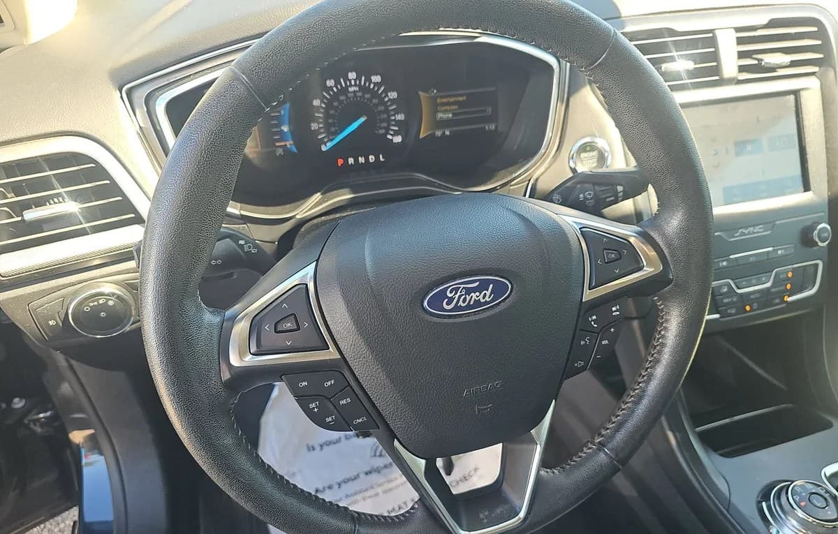2020 FORD FUSION SE 6