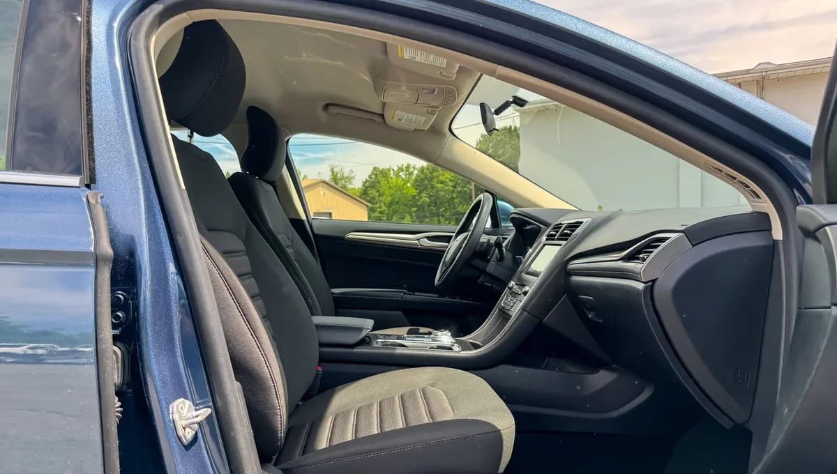 2018 FORD FUSION SE 7