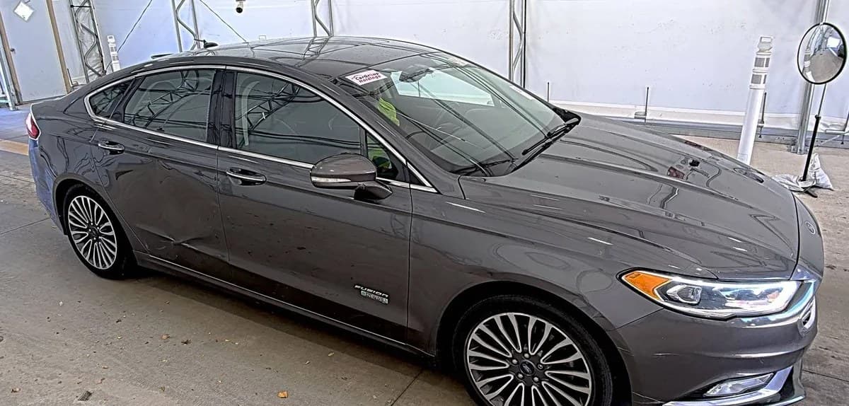2017 FORD FUSION ENERGI SE 4
