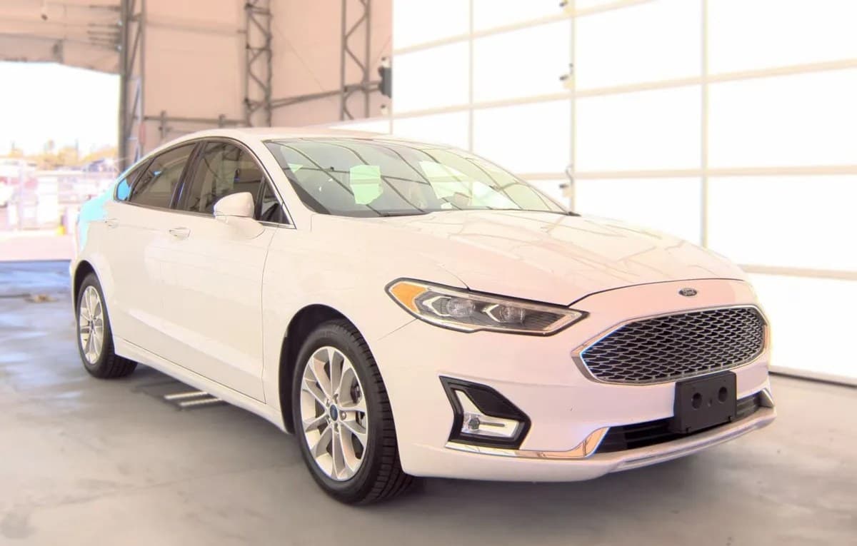 2019 FORD FUSION ENERGI Titanium 4