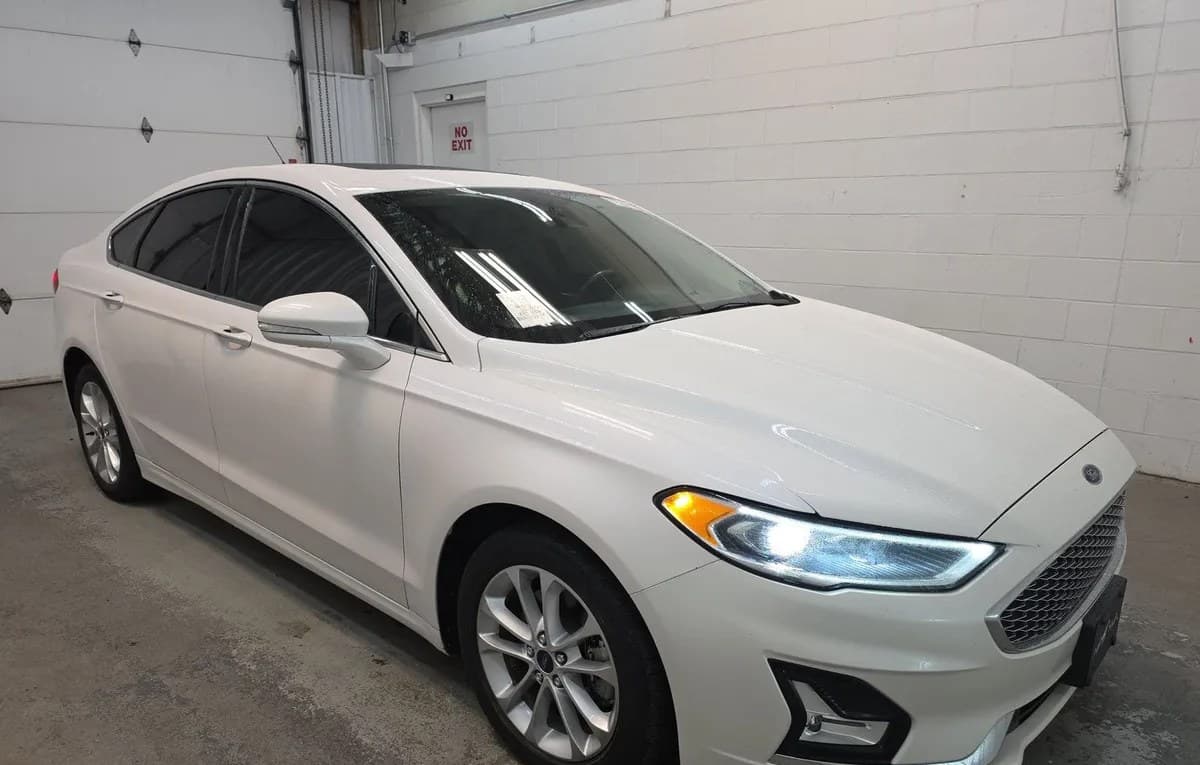 2020 FORD FUSION ENERGI Titanium 4