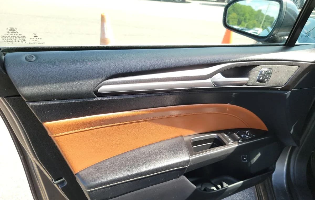 2019 FORD FUSION ENERGI Titanium 6