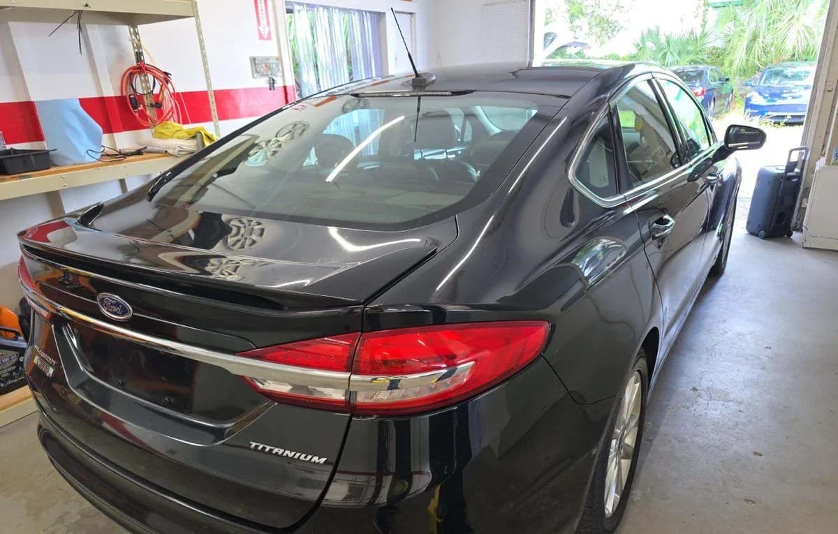 2017 FORD FUSION ENERGI Titanium 4