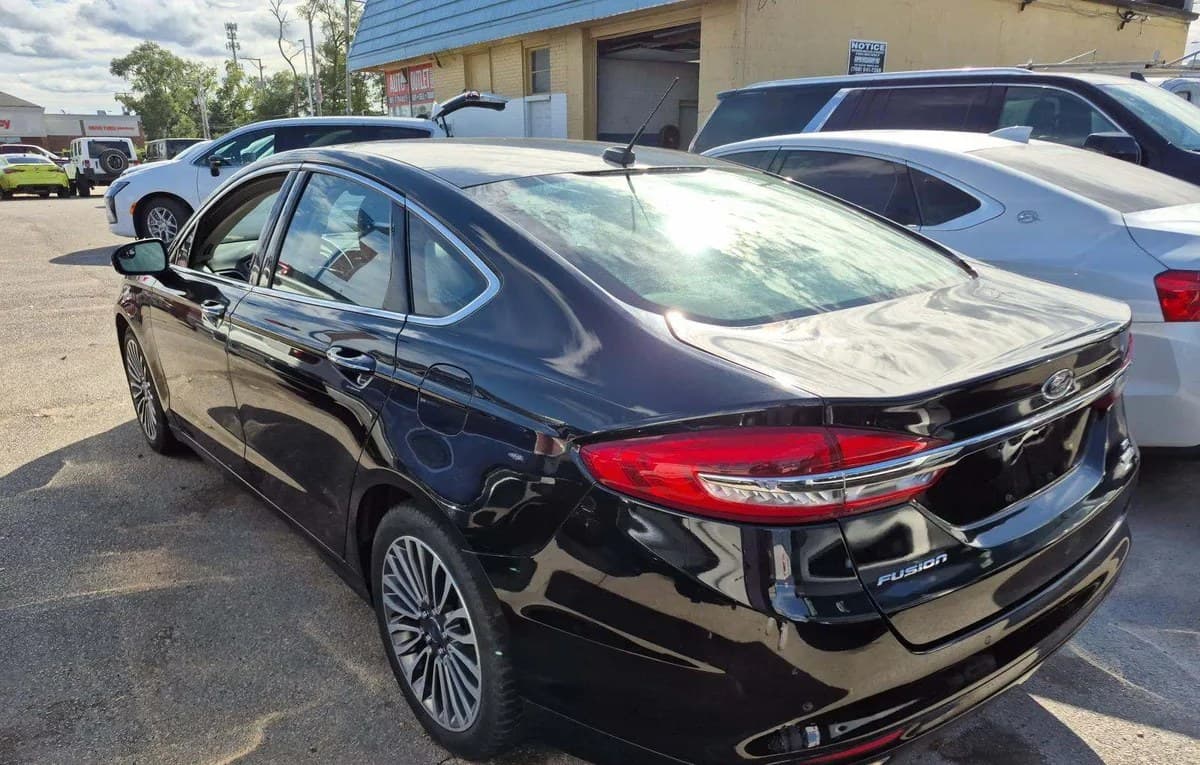 2017 FORD FUSION SE 3