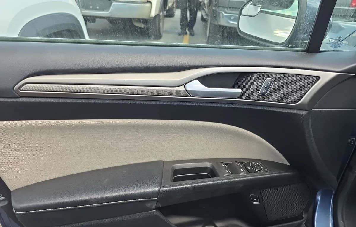 2018 FORD FUSION HYBRID S 6