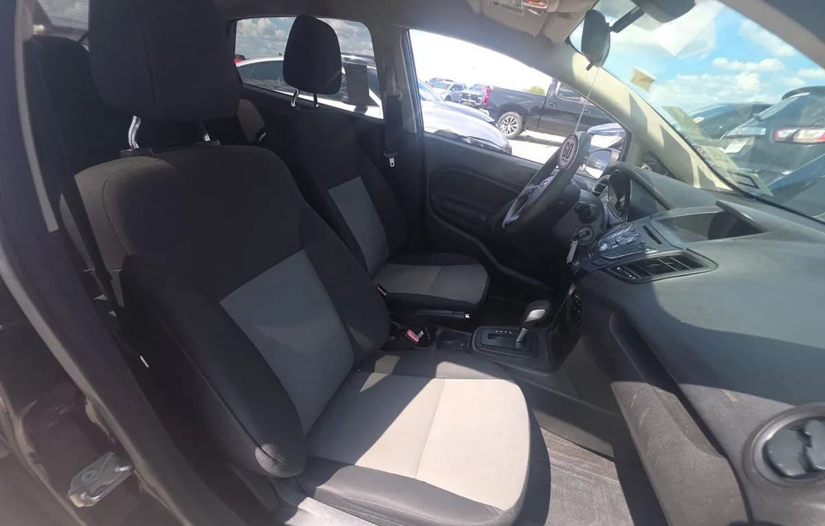 2019 FORD FIESTA S 4