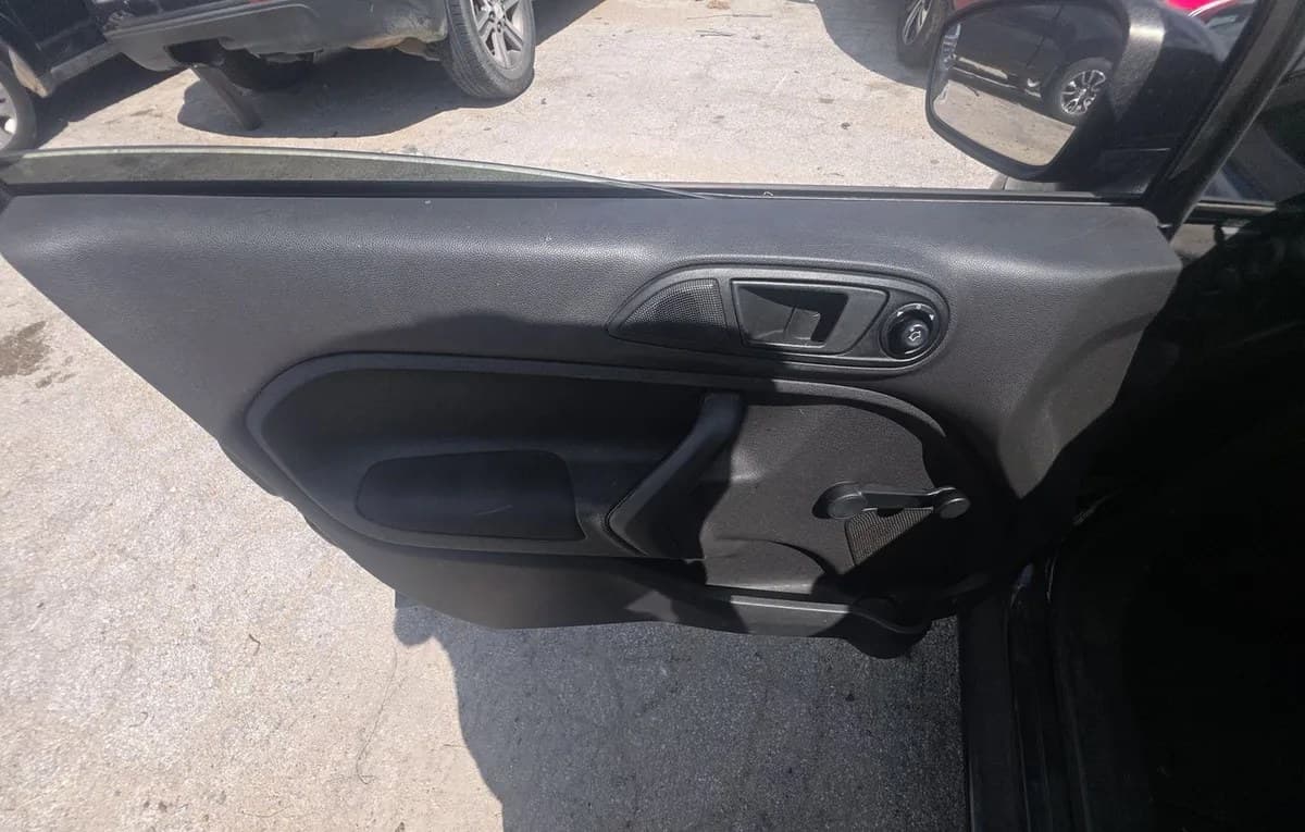 2019 FORD FIESTA S 5