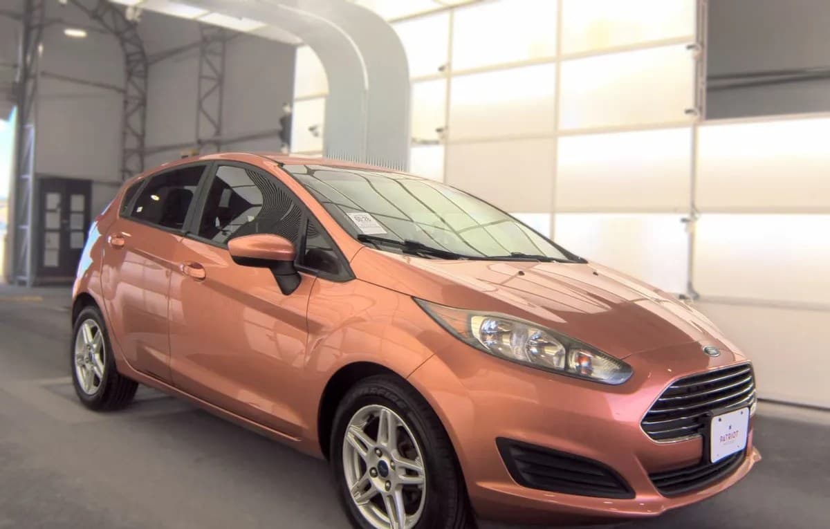 2017 FORD FIESTA SE 4
