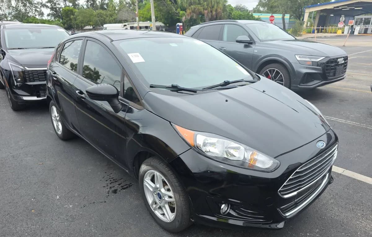 2018 FORD FIESTA SE 4