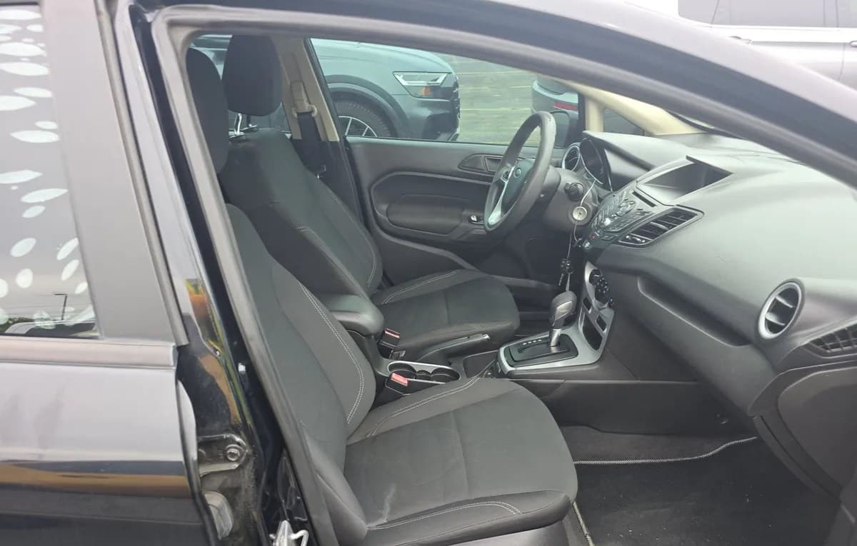 2018 FORD FIESTA SE 5