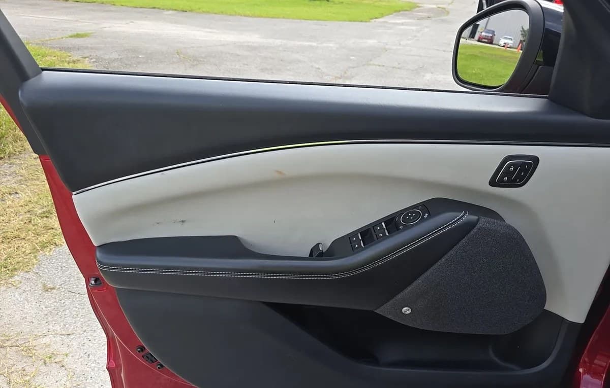2021 FORD MUSTANG MACH-E Premium 6